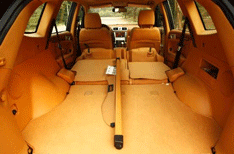 車型內(nèi)部空間大、實(shí)用度高