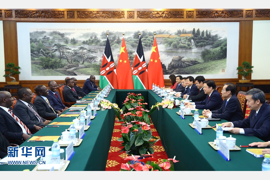 7月6日，國家副主席李源潮在北京會見來華出席生態文明貴陽國際論壇2016年年會的肯尼亞副總統魯托。 新華社記者 丁海濤 攝