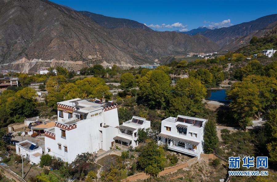 (圖文互動(dòng))(1)香巴拉并不遙遠(yuǎn)——寫(xiě)在潔白的現(xiàn)代藏鄉(xiāng)