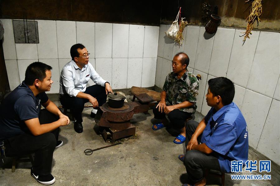 （新華全媒頭條·決戰決勝脫貧攻堅·督戰未摘帽貧困縣·圖文互動）（7）把“最能打的人”放在最需要的地方——聚焦貴州未脫貧縣里的“助攻干部”