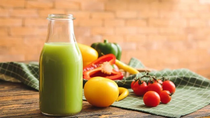榨蔬菜汁喝，比吃蔬菜更健康更方便？