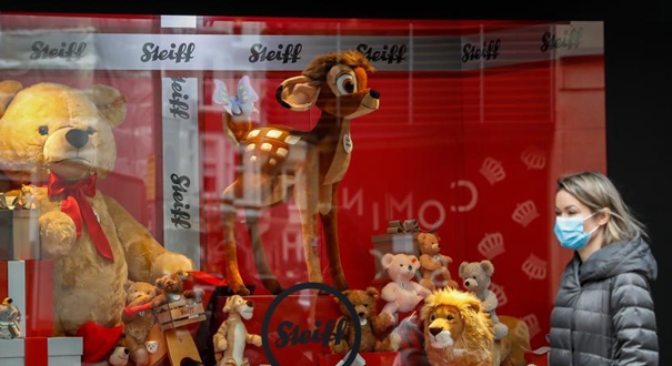 英國英格蘭開始實施“加強版”三級新冠警戒系統